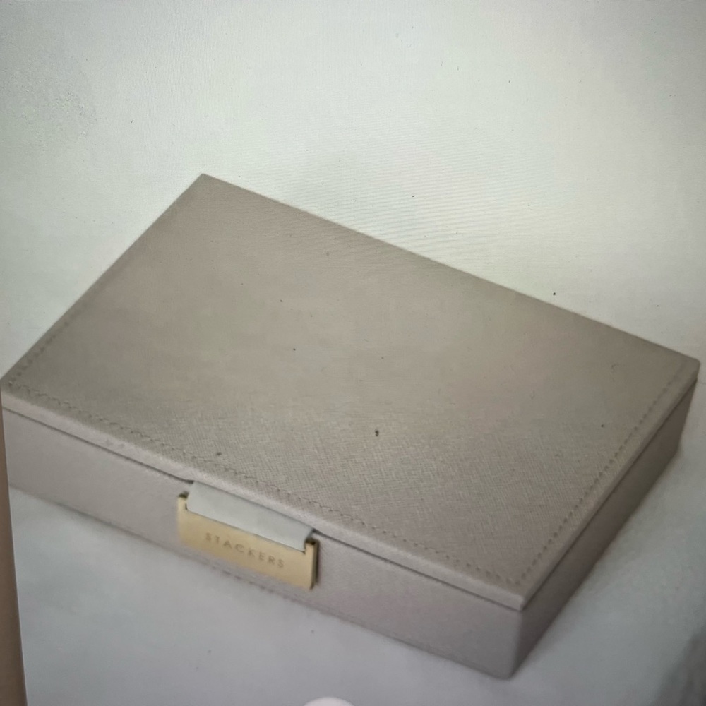 Jewelry box - Picture 5 of 5